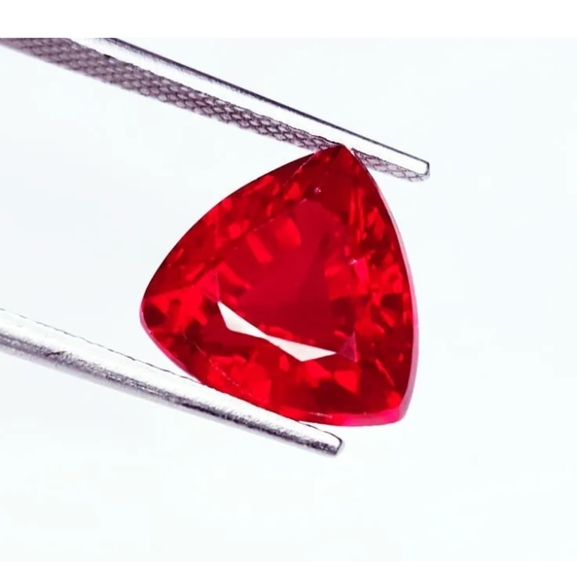 •7.37 Loose Gemstone Natural Mozambique Red Ruby Untreated Fine Gemstone - Picture 5 of 5